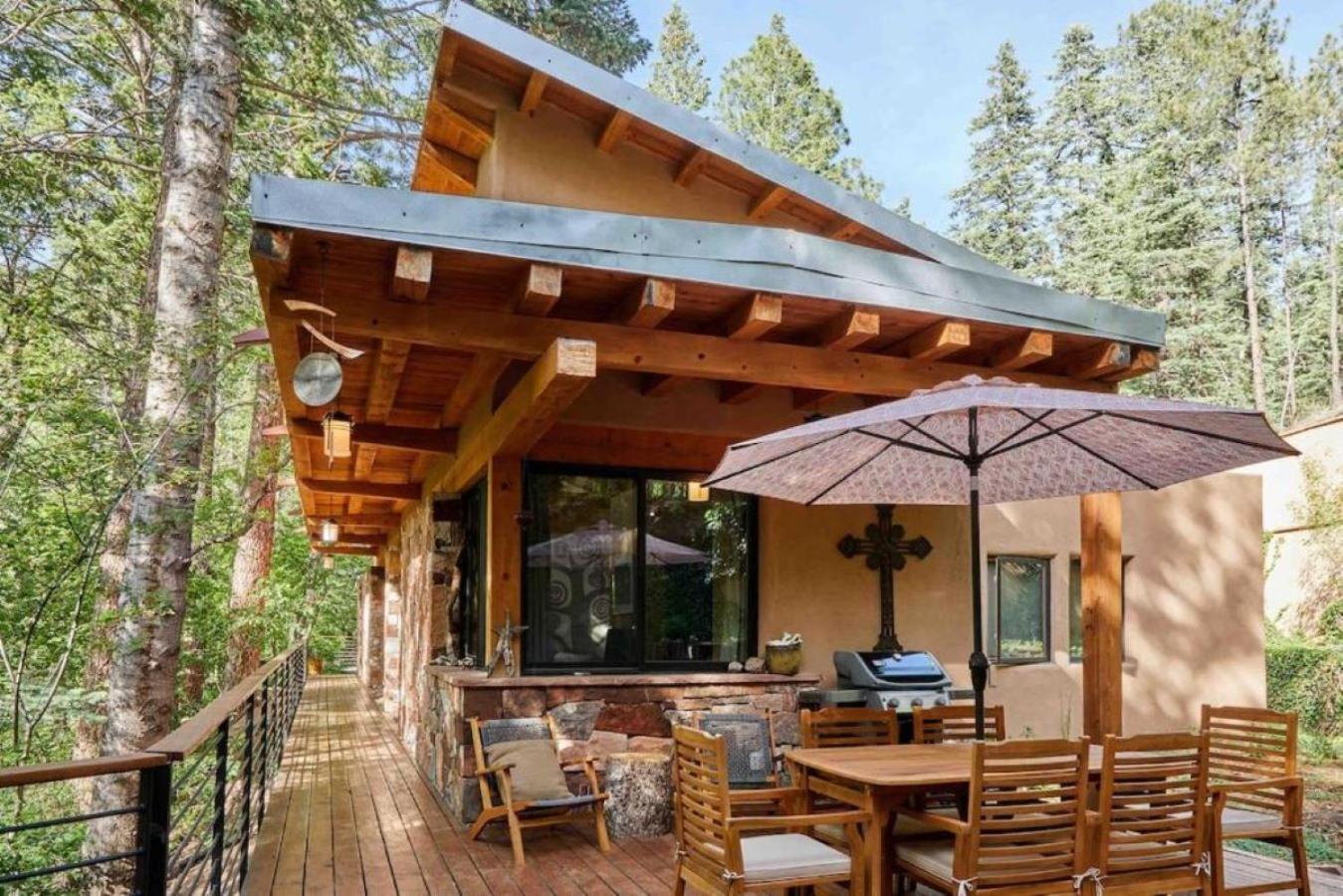 Superb Getaway Nestled In National Forest, New Mexico Santa Fe